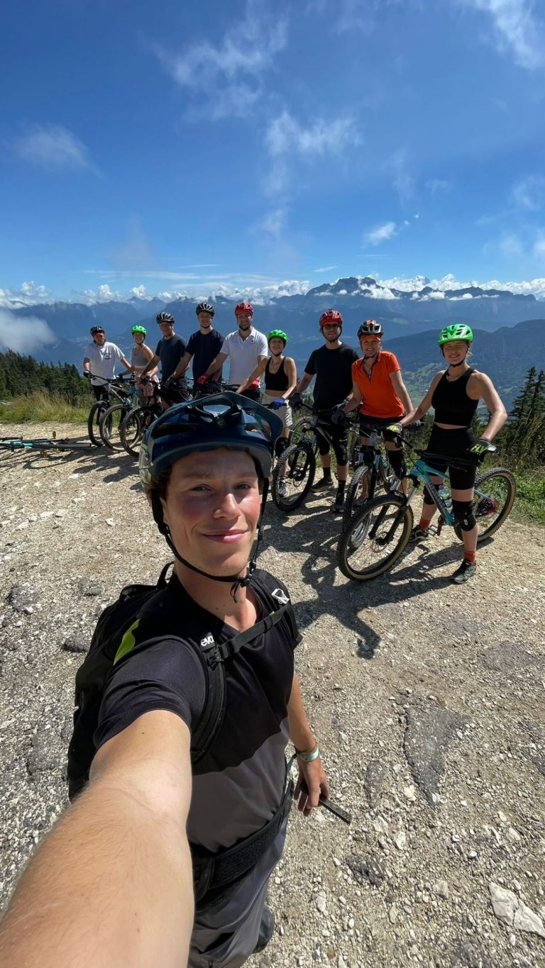 WhatsApp Image 2024-07-31 à 22.23.25_8630e5ff